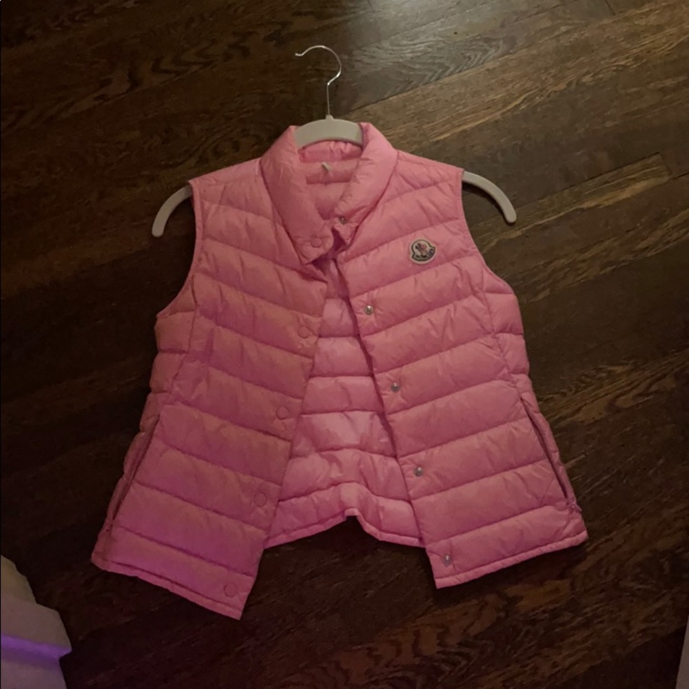 Moncler vest pink